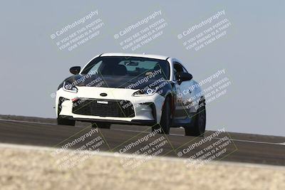 media/Nov-09-2025-Speed Ventures (Sun) [[388b781dcd]]/Orange/Session 3 (Turn 2)/